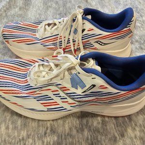 Mens Saucony Guide Running Shoes.  Stars and stripes edition, size 12.5M